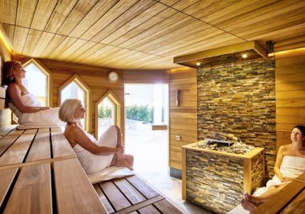 Kräutersauna im Classic-Saunabereich