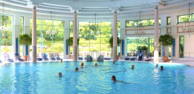 Klavier und Kaffee - Großes Innenbecken